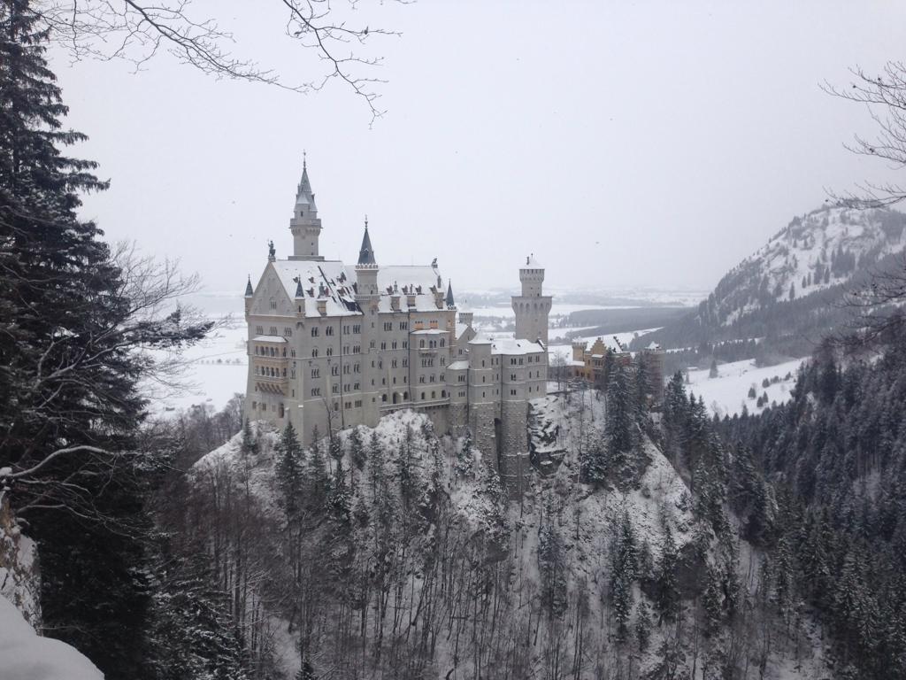 Замок Нойшванштайн