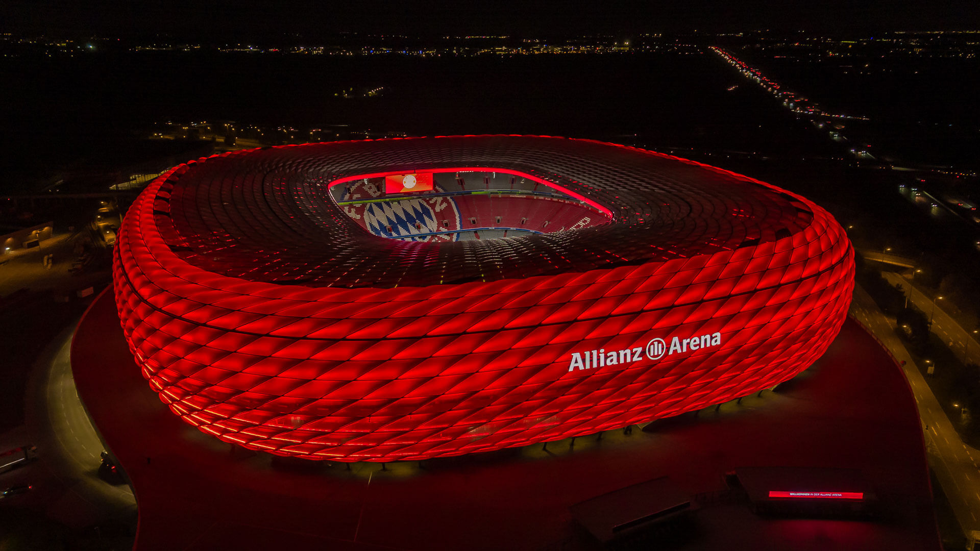 Alianz_Arena_Nacht